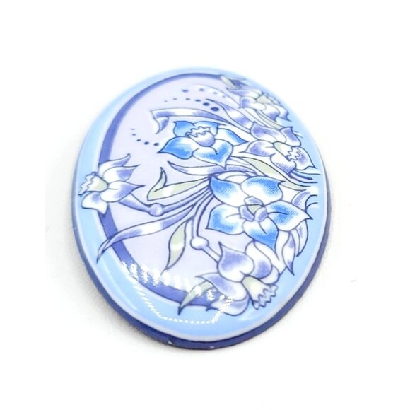 Michaela Frey Porcelain Painted Lily Brooch Pin - Picture 2 of 9